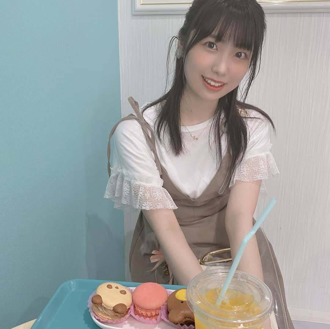 小川紗奈のインスタグラム：「可愛いし、美味しすぎた...🧸💭﻿ ﻿ ﻿ ﻿ ﻿ #マカロン #シュガーマジョのマカロン #トゥンカロン #韓国マカロン #福岡カフェ #薬院カフェ #カフェ #カフェ巡り」