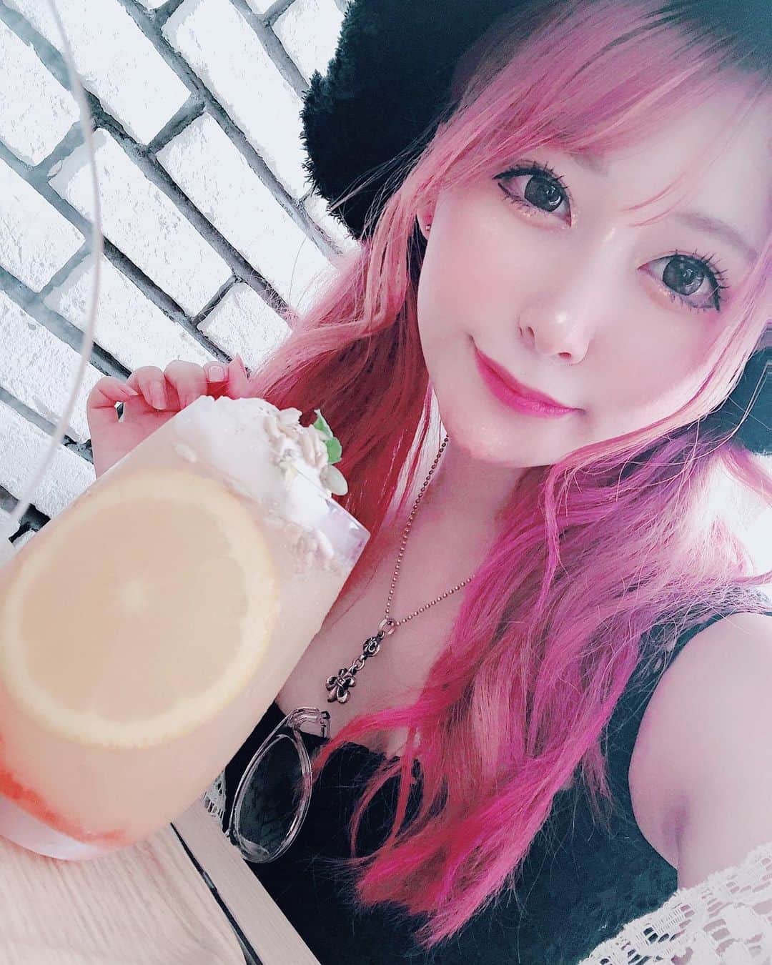 のインスタグラム：「推しに会いに行ったよ( ◜ ࿀ ◝ ) ヒント→🍊🦩  #十王院カケル #十王院カズオ #きんぷり #きんぐおぶぷりずむ #kingofprism #キンプリ #キングオブプリズム #好きな人と繋がりたい #繋がり #絶対繋がろうな #オキニ #匂わせような #絶対結婚しような‼️ #カズオ❗ #自撮り #セルフィー #セルカ #me #selfie #selfiee #selfieee #selfies #selfietime #selfienation」