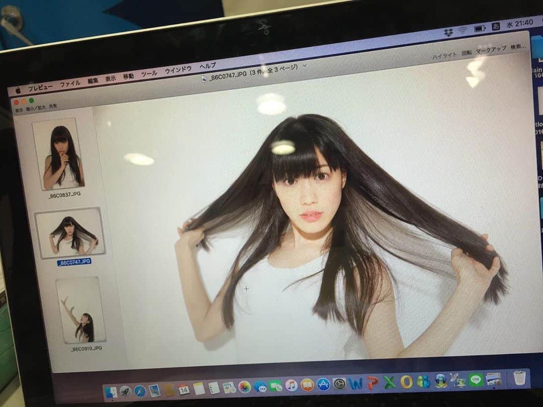 高城れにさんのインスタグラム写真 - (高城れにInstagram)「髪切ろうかなぁ！ WowWow！！  #どう思う？」8月29日 22時20分 - takagireni_official