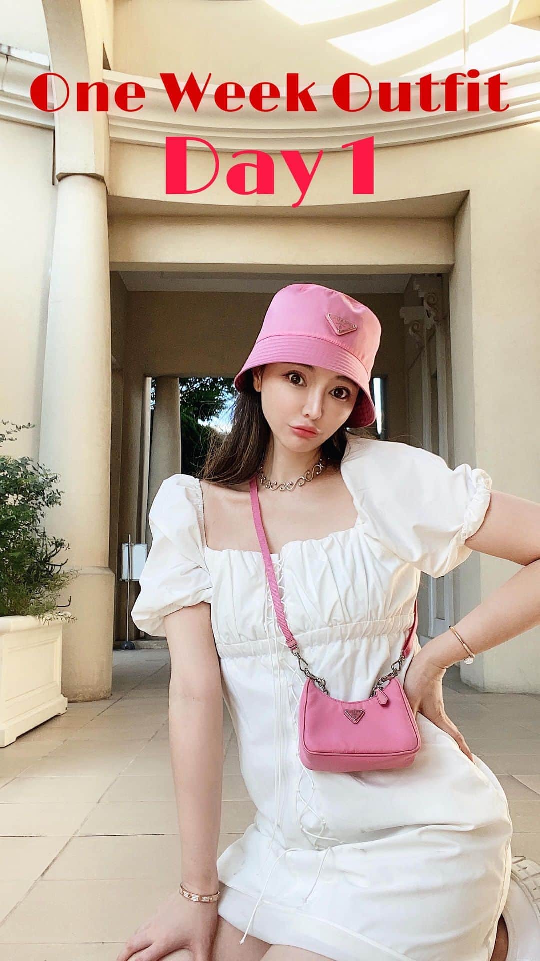 クリスティン・ウェイのインスタグラム：「My morning is like this.. wearing my favorite valmuer dress @valmuer_official  #valmuer #cwfashion #fashionista #christinewei #ヴェルムーア　#クリスティンウェイ」