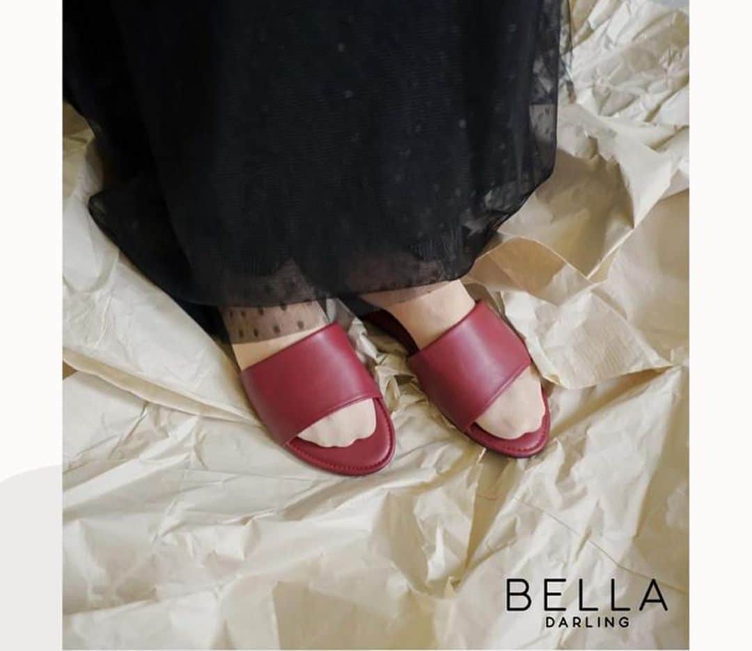 ラウディアシンシアベラさんのインスタグラム写真 - (ラウディアシンシアベラInstagram)「بِسْمِ اللَّهِ   Hi Darlings!!!  Home Sandals dari BELLA DARLING udah Ready loohhh.. sandals yang super nyaman dengan pilihan berbagai warna.  Semoga Home Sandals ini bisa bermanfaat untuk nemenin darlings beraktifitas yaaaa..  Happy Weekend ✨🤍 #HomeSandals  #belladarling . . . Soon akan ada "BELLA Socks" insyAllah ✨」8月29日 22時23分 - laudyacynthiabella