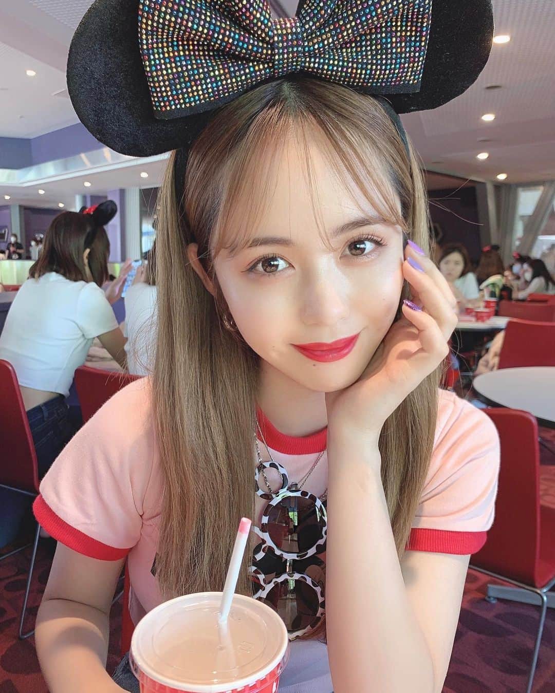 Nanaseのインスタグラム：「ほんとに暑すぎてほぼ休憩してたけど、やっと行けた！わーい！ #東京ディズニーランド  #ディズニーランド」