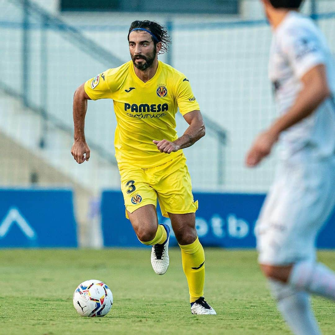 ラウール・アルビオルのインスタグラム：「Contento de poder jugar mis primeros minutos de la pretemporada ⚽️💛」