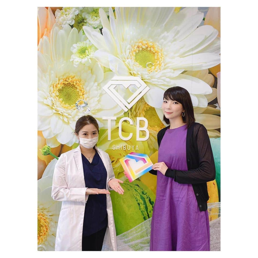 扇けいさんのインスタグラム写真 - (扇けいInstagram)「先日、東京中央美容外科渋谷院 @tcbshibuya にTCB式小顔美肌再生を受けに行って来ました！ 施術は @tcbtomita 富田先生✨ 沢山の予約でお忙しそうな中、本当に有難うございましたー！ ＊ ＊ ＊ #PR #東京中央美容外科渋谷院 #小顔先生 #小顔制作部 #kogao #渋谷 #富田莉沙子 #小顔美肌再生 #TCB式小顔美肌再生 #リフトアップ #東京中央美容外科 #美容外科 #リフトアップならtcb東京中央美容外科 #美容整形ならtcb東京中央美容外科」8月29日 22時51分 - kei.ohgi