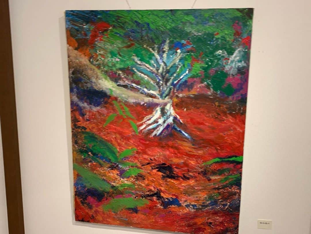 Carlos K.さんのインスタグラム写真 - (Carlos K.Instagram)「弟の個展に来た。 弟は油絵画家をやってます。 久々個展来たけどすごい良い空気が流れていた。 素敵な空間をありがとう。」8月29日 23時34分 - carlosk1228