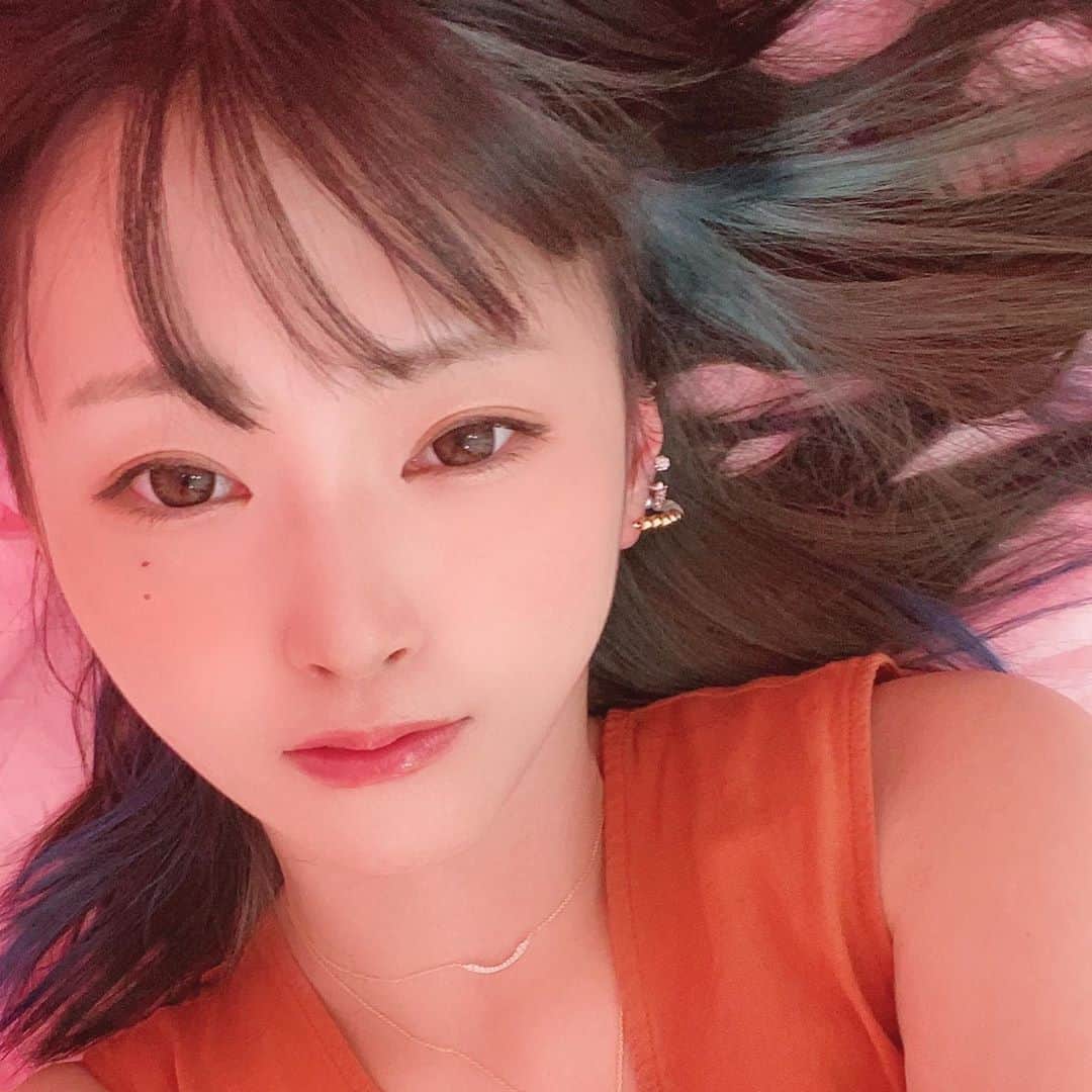 霧宮てんのインスタグラム：「LOVE❔ 大人っぽいでしょ！」