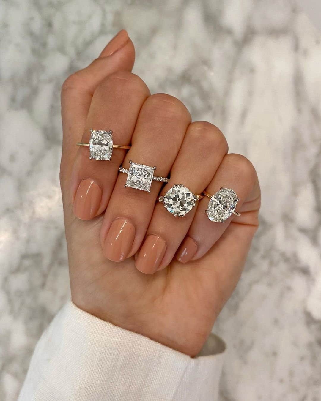 Bedroom diaryさんのインスタグラム写真 - (Bedroom diaryInstagram)「Which is your favorite? 📷  @ringconcierge」8月30日 0時28分 - purewowweddings