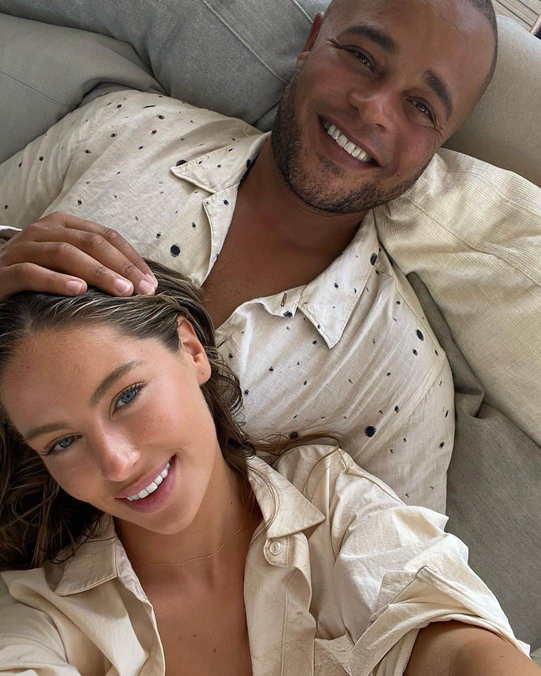 Mathilde Goehlerのインスタグラム：「Always the happiest with you 🤍 6.5 years and counting 🤍」