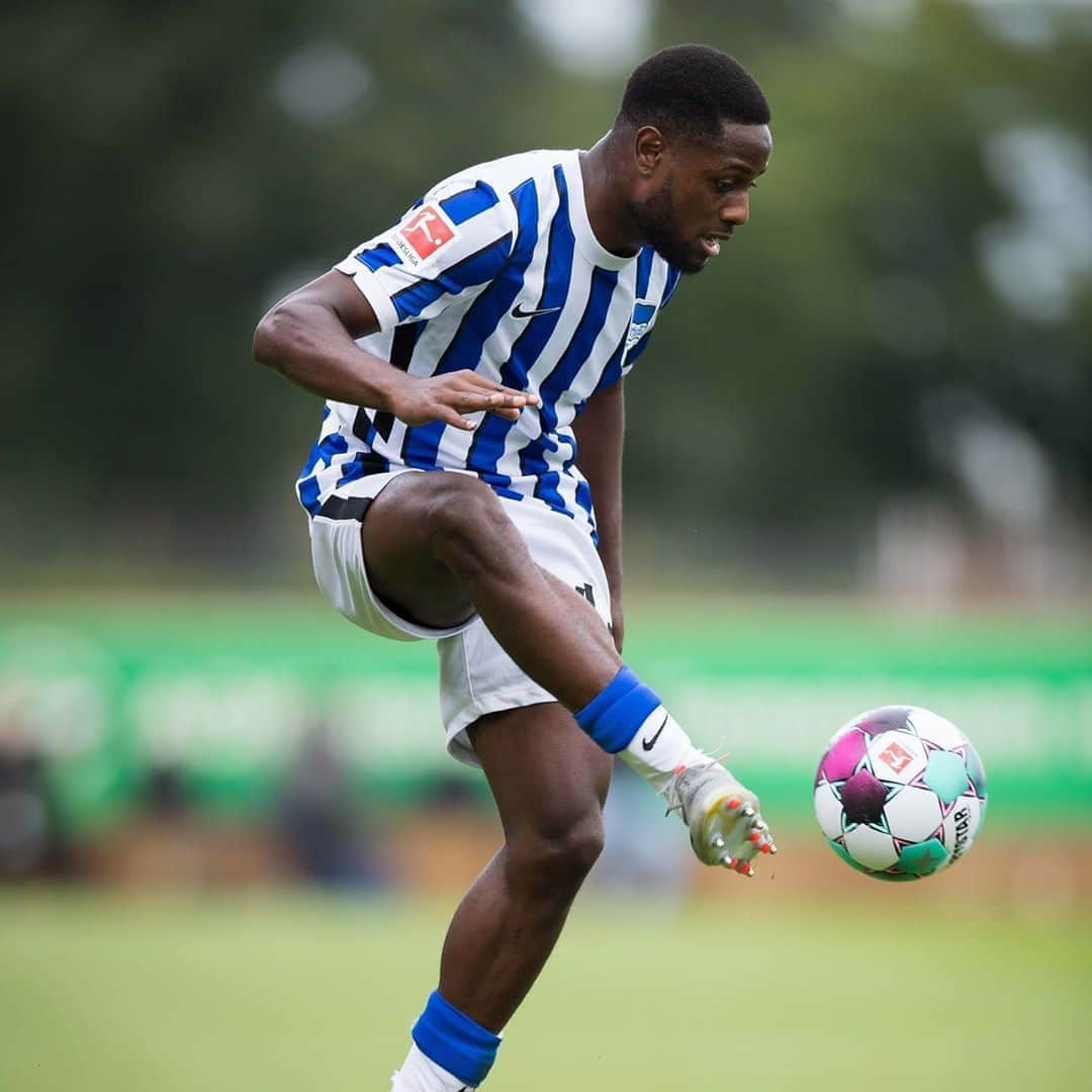 ヘルタ・ベルリンさんのインスタグラム写真 - (ヘルタ・ベルリンInstagram)「#BSCPSV 🔛  . . #testspiel #vorbereitung #preseason #eindhoven #berlin #fußball #HaHoHe #herthabsc」8月30日 0時44分 - herthabsc