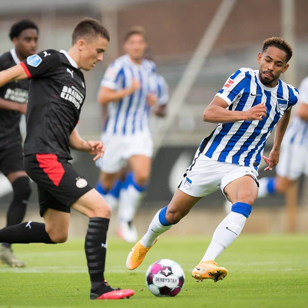 ヘルタ・ベルリンさんのインスタグラム写真 - (ヘルタ・ベルリンInstagram)「#BSCPSV 🔛  . . #testspiel #vorbereitung #preseason #eindhoven #berlin #fußball #HaHoHe #herthabsc」8月30日 0時44分 - herthabsc