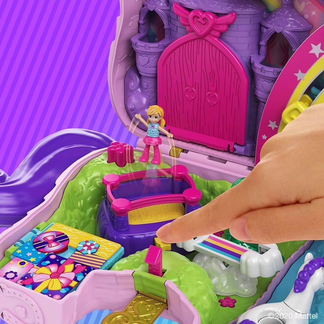Mattelさんのインスタグラム写真 - (MattelInstagram)「What surprises will you uncover when you open the #PollyPocket Unicorn Party piñata? Swipe to sneak a peek! 🦄」8月30日 0時38分 - mattel