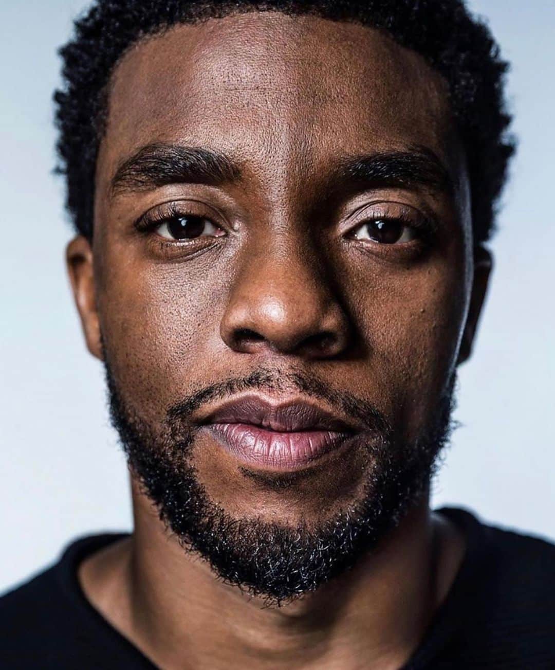 コビー・スマルダーズのインスタグラム：「Thank you for your art. Thank you for your leadership. Rest in Power.  Sending all my love to his family.」