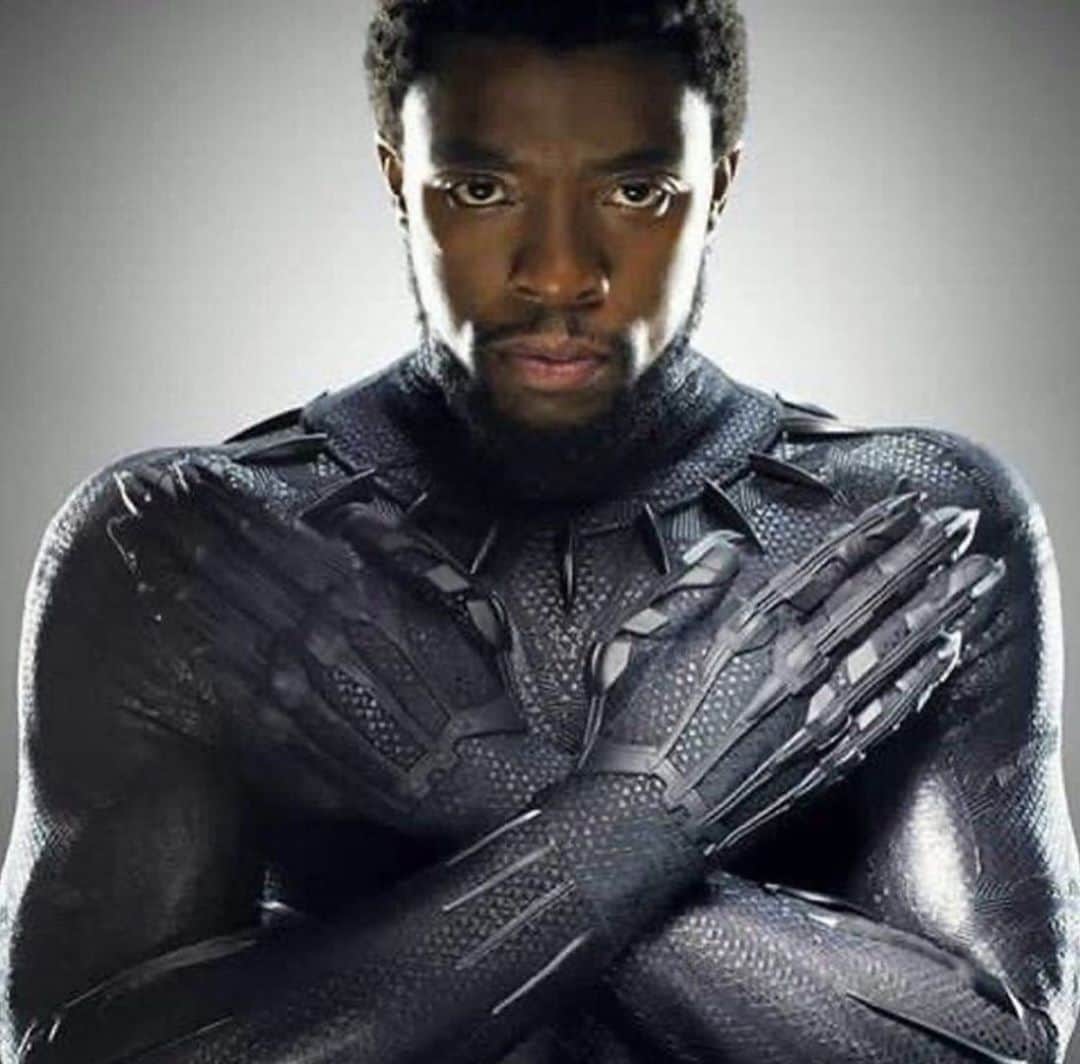 ジェリー・ライアンのインスタグラム：「Just heartbreaking.  So young. 💔 RIP Chadwick Boseman」