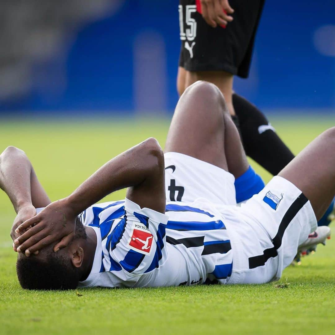 ヘルタ・ベルリンさんのインスタグラム写真 - (ヘルタ・ベルリンInstagram)「Satz mit ❌!  . . #BSCPSV #testspiel #vorbereitung #preseason #eindhoven #berlin #HaHoHe #herthabsc」8月30日 1時59分 - herthabsc