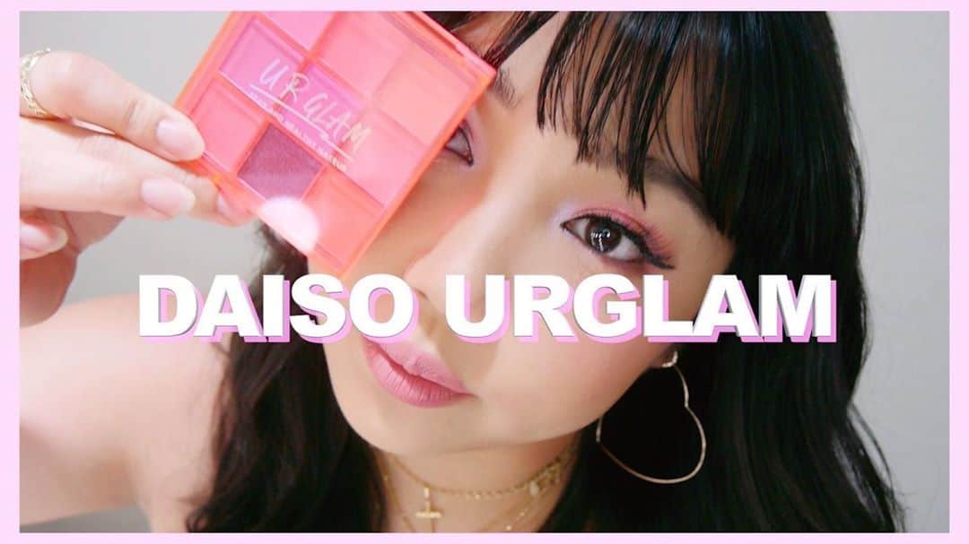 amiのインスタグラム：「. . . . 🎠💗🎠💗🎠💗 . . . . . . . #pinkmakeup  #neonmakeup  #summermakeup  #1dollarmakeup  #daiso  #urgram  #ピンクメイク #ネオンメイク  #夏メイク」
