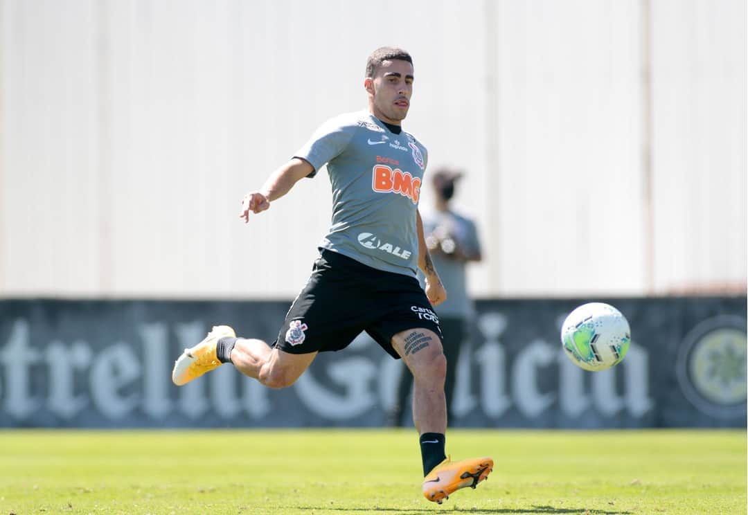 コリンチャンスさんのインスタグラム写真 - (コリンチャンスInstagram)「Último treino antes de mais um #Majestoso ☑💪 VAI, CORINTHIANS! ⠀ ⠀ 📷 Rodrigo Coca/Ag. Corinthians⠀ ⠀ #VaiCorinthians」8月30日 2時01分 - corinthians