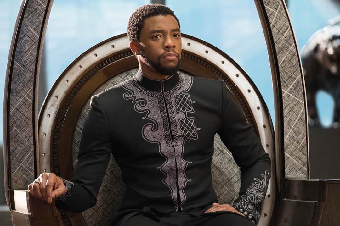 のインスタグラム：「You were a legend, inspiration to so many and one of the bravest, most gifted men I had the pleasure of knowing. Thank you for being such a light to everyone in the black community and world alike. You will always be missed but never forgotten. RIP Chadwick! Drop your favorite movie of his in the comments below! 🖤🦋🖤🦋」