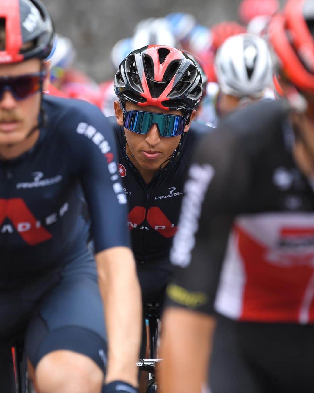 OAKLEYのインスタグラム：「Here we go again. ❤️ @letourdefrance #TDF2020 #ForTheLoveOfSport」