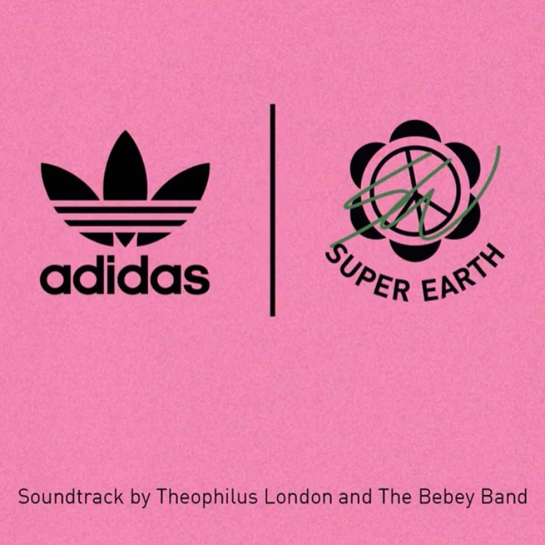セオフィラス・ロンドンのインスタグラム：「♻️ BEHIND THE SCENES W BEBEY BAND! (Now Open 24/7$) 🧏🏾🆘☎️  Ps. See You guys for something special NY FASHION WEEK bring a mask tho - mgmt」