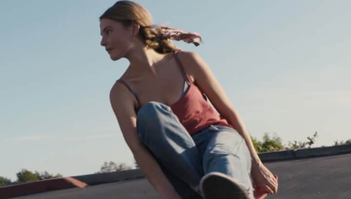 ステファニー・スコットのインスタグラム：「@evan.adamson’s move」
