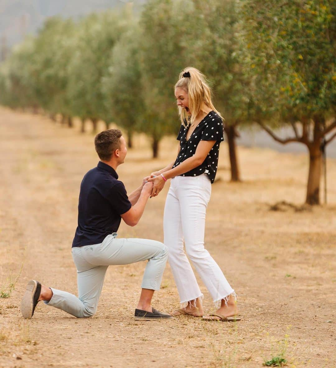 キャンディス・キャメロン・ブレさんのインスタグラム写真 - (キャンディス・キャメロン・ブレInstagram)「She said YES!!! Last night my son @levvbure proposed to his beautiful girlfriend @taylorrhutchison 💍. We are SO excited for these cuties!!! #Engaged ! And this mama/mama-in-love can’t wait for wedding planning shenanigans 🥂🍾💗!!! - 📸 @stephaniehopkinsphotography」8月30日 6時57分 - candacecbure