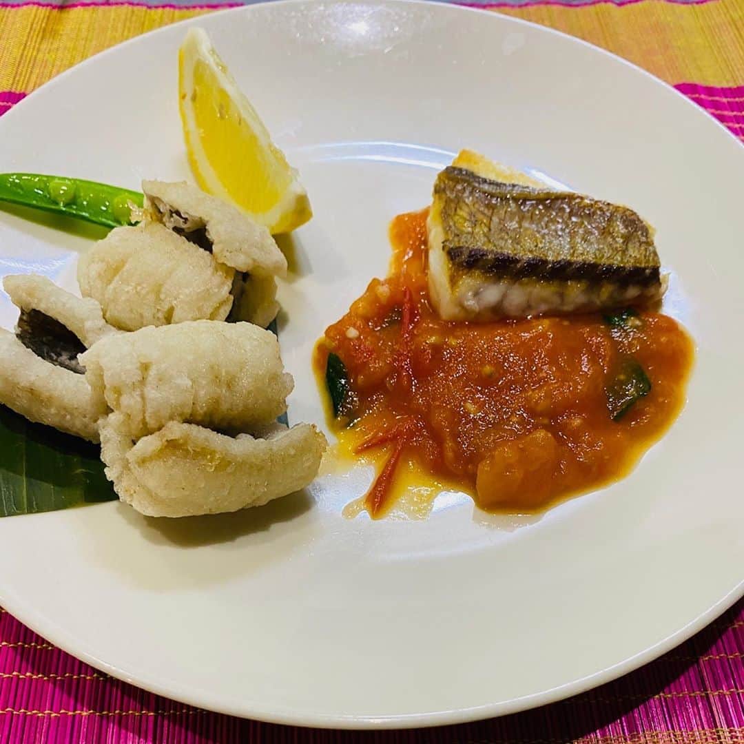 水木一郎さんのインスタグラム写真 - (水木一郎Instagram)「昨日のディナー。いつもお世話になっているお店のシェフがメニューにはない創作料理を作ってくれました。これってフランス料理⁈と思えるほどの料理の数々。どれもほっぺたが落ちるほど美味しかったZ!ちなみにこのお店はアジアン料理のお店なんだゼーット！ #dinner  #創作料理  #プロの腕前  #ほっぺた落ちた  #水木一郎  #iciromizuki」8月30日 7時05分 - ichiromizuki