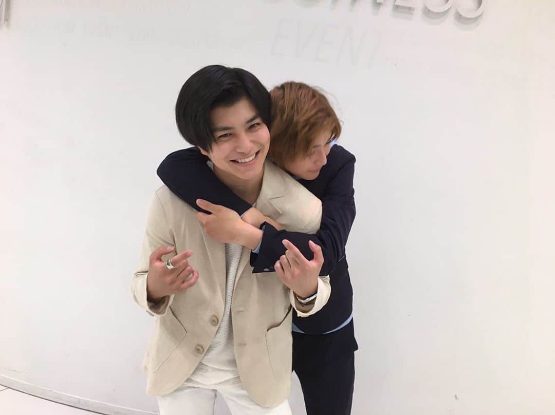 のインスタグラム：「ゼロワン最終話。 一年間ありがとうございました。 支えてくださった全てのみなさん本当にありがとうございました。 寂しい気持ちほっとした気持ち、色んな感情で溢れていますがこの先も成長し続けられるように精進していきたいと思います。 #仮面ライダーゼロワン」