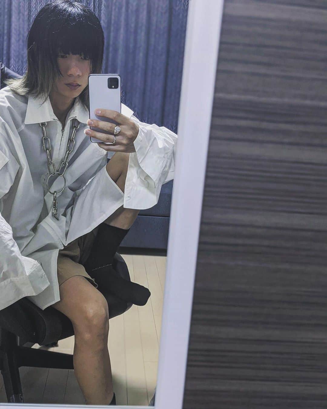 山田海斗さんのインスタグラム写真 - (山田海斗Instagram)「鏡を買った  shirts: #randomidentities pants: #voaaov  accessory: #johnlawrencesullivan」8月30日 10時14分 - kaito_yamada_nb