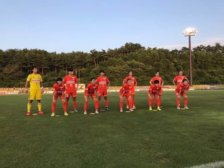 川村優理さんのインスタグラム写真 - (川村優理Instagram)「. game day⚽️ . . #レッズ #17時キックオフ #駒場スタジアム . #またみんなで喜べますように . #暑すぎます #水分補給忘れずに」8月30日 11時17分 - yuri_kawamura05