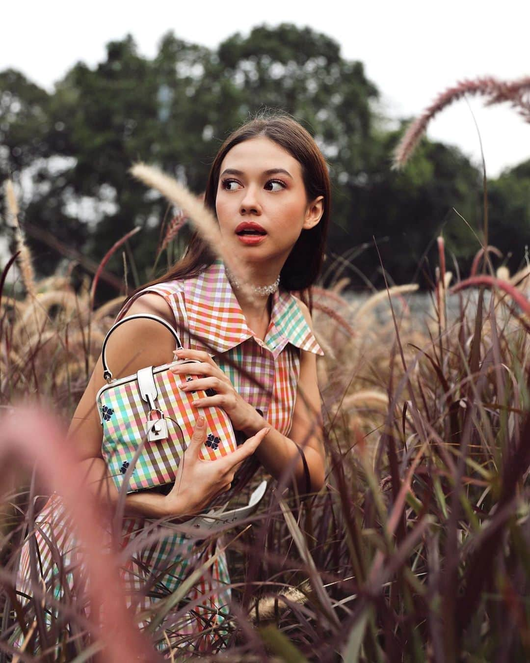 ユキ・カトウさんのインスタグラム写真 - (ユキ・カトウInstagram)「How’s your weekend so far? For me, it’s never a dull moment when I’m all dressed up in @katespadeny especially with this irresistible and cute Remedy bag! Psst, you can shop my look at the newest Kate Spade flagship store at Senayan City that has just opened. Can’t wait to shop there with you!  #katespadesency #loveinspades」8月30日 22時28分 - yukikt