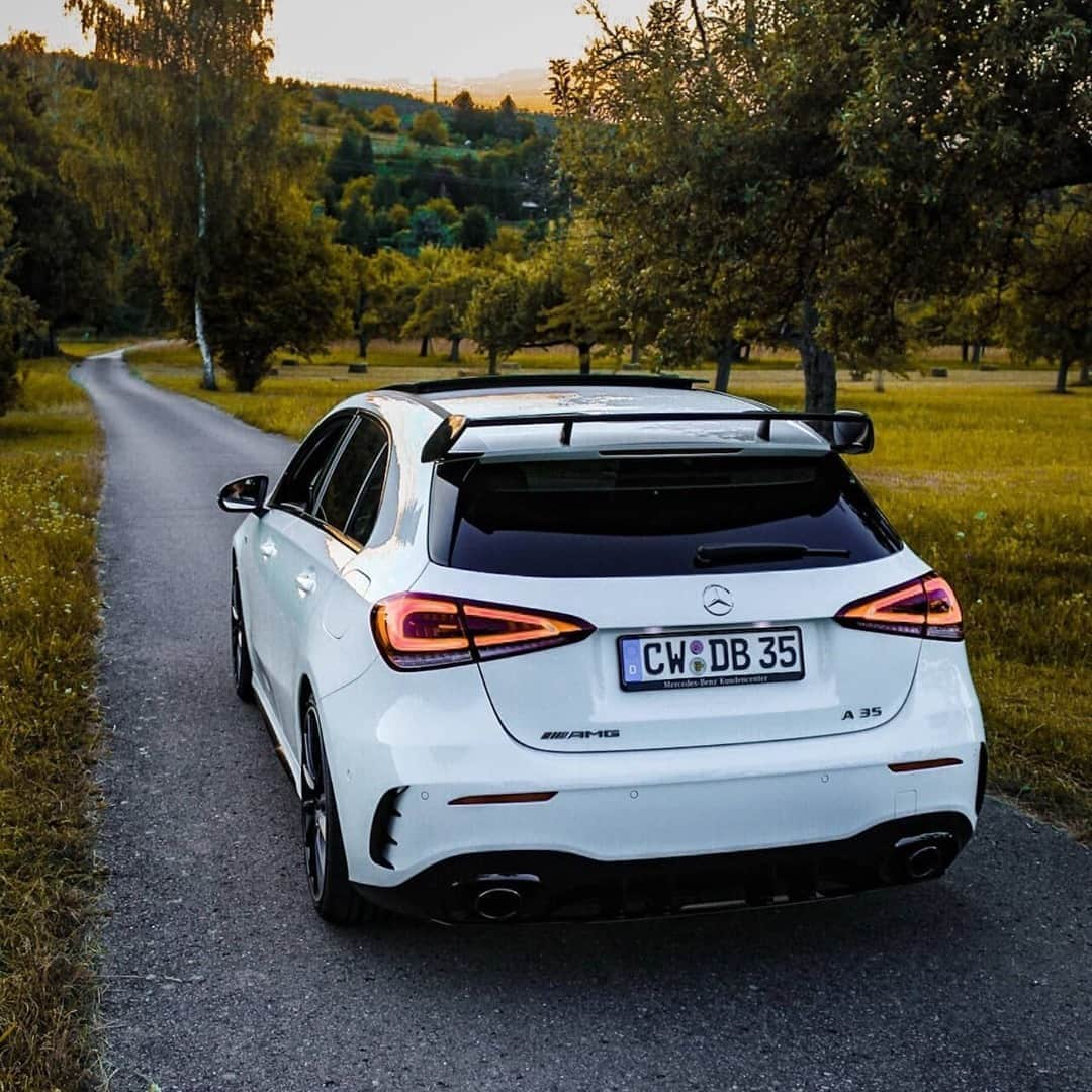 Mercedes AMGさんのインスタグラム写真 - (Mercedes AMGInstagram)「[Kraftstoffverbrauch kombiniert: 7,6–7,4 l/100 km  CO₂-Emissionen kombiniert: 175–170 g/km  amg4.me/efficiency-statement  Mercedes-AMG A 35 4MATIC Kompaktlimousine]   Always sleek and refined.   📷 @dalebo_benz  #DrivingPerformance #MercedesAMG #A35」8月30日 21時02分 - mercedesamg