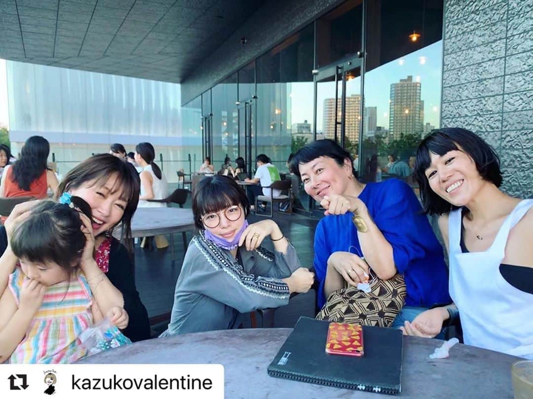のインスタグラム：「かけがえのない時間を作れたらと思う。時間にしたらたった2時間くらいのことだけど、その場にいあわせた人生に触れて時空を超えていくことができる。これからは、そういうことを丁寧にやっていく人生になるんだろうなと思ってる。」
