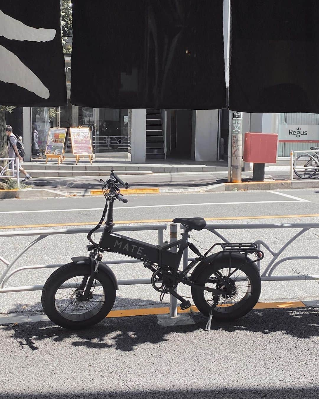 Cody Higaさんのインスタグラム写真 - (Cody HigaInstagram)「Ｎｅｗ🚲!!!いらっしゃいませ。 . #brotures #matebike  #チャリ」8月30日 22時02分 - cody.1222