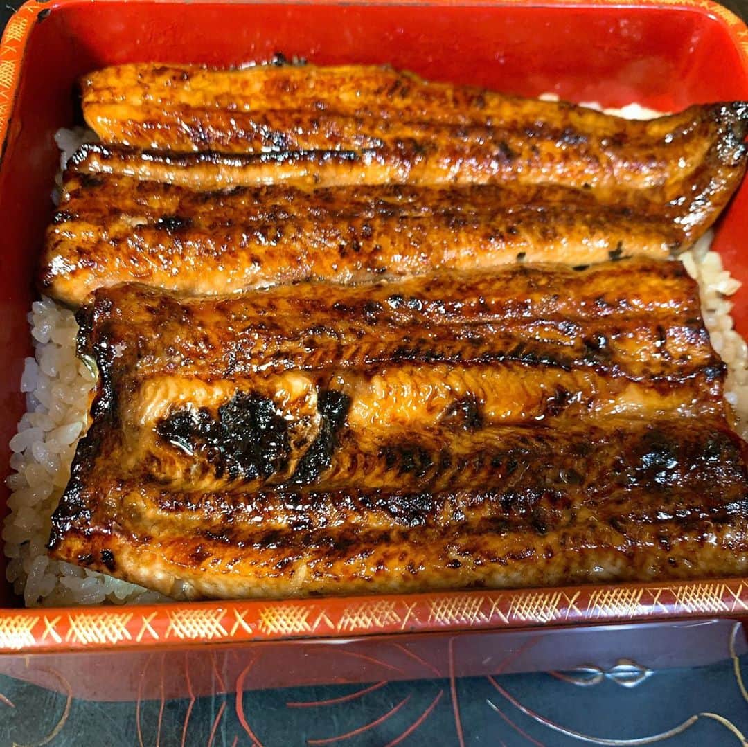 しみけんのグルメインスタ