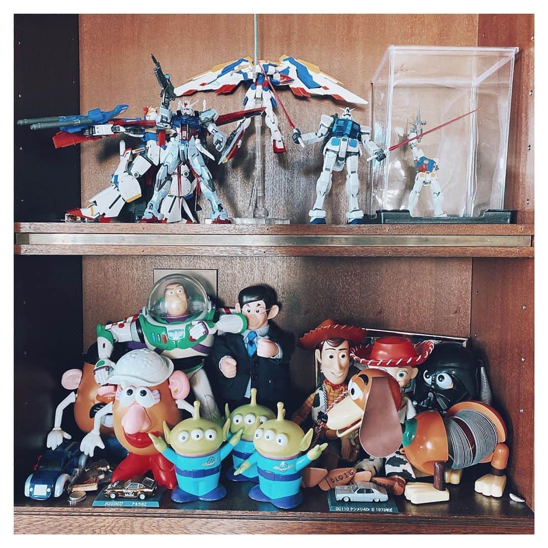 鈴木紗理奈さんのインスタグラム写真 - (鈴木紗理奈Instagram)「カーズ、トイストーリー、LEGO、Ninja、star wars、エヴァ、ガンダム、ドラゴンボール、などなど これまでハマった遊びやアニメはわたしもリオトとの思い出がありすぎる。  #riototomama」8月30日 13時41分 - munehirovoice