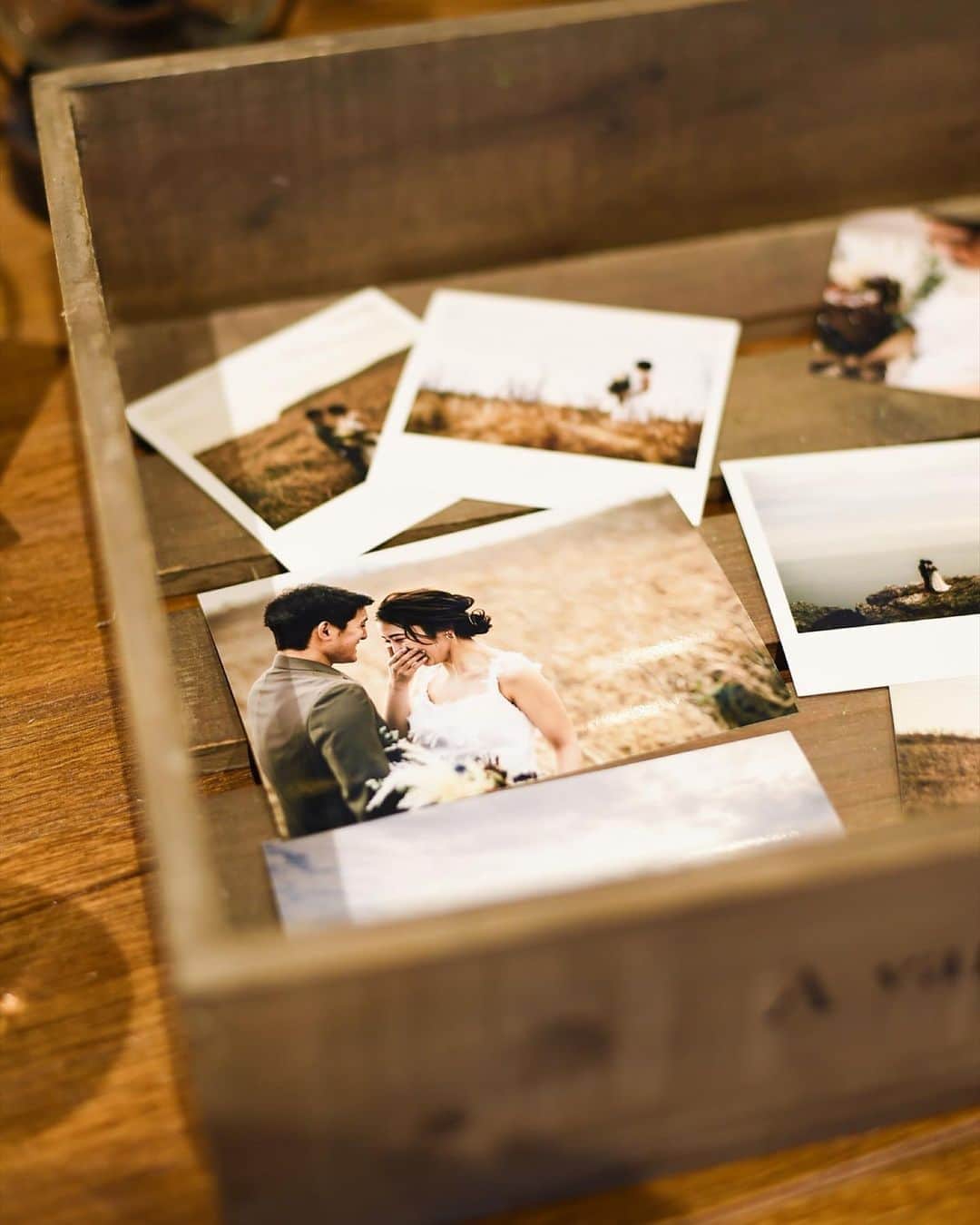 THE STYLE No.20 NEW YORK STYLE WEDDINGのインスタグラム：「2020年5月☆オープン2周年★ 口コミサイトの料理部門4年連続No.1獲得 No.20で自分たちらしい結婚式が叶う . ↓詳しくはHPをチェック↓ https://www.styles.jp/wedding/20f/ . 週末＆平日ブライダルフェアを開催しております メッセージ or ダイレクトメールからでも予約可能 . ↓ TEL ↓ 086-234-7310 . ↓ MAIL ↓ info-thestyle@styles.jpn.com . #thestyle #wedding #bridal #party #weddingparty #weddingphoto #weddingdress#starwedding #instagood #instalike #love #style #instapic  #結婚式 #結婚 #岡山結婚式 #ウェディング #プレ花嫁 #花嫁 #テーブルコーディネート #結婚式準備 #日本中のプレ花嫁さんと繋がりたい #ウェディングドレス #ウェディングフォト #ウェディングレポ #令和婚 #令和」