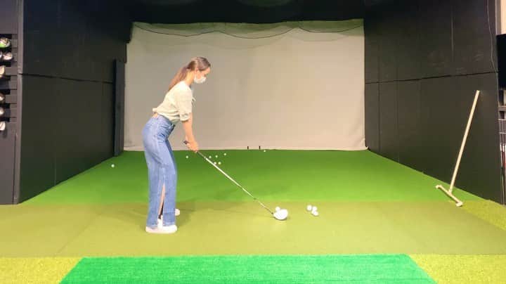 筒井萌子のインスタグラム：「* @golfers_media_labo で ドライバーのフィッティングをしてもらいましたꪔ̤̮ しっかりとしたシャフトで打つ方が 私的にはしっくりきた！！ ドライバーでの打ち方が下手くそだから なおしてから購入したほうがいいのかな😥 アウトサイドインで手元が浮くのがどうしてもなおらない。 ・ #筒井萌子 #女優 #actress #モデル #model #岡山  #shooting #instagood #instalike #撮影 #followme #instalike #ゴルフ #ゴルフ女子 #ゴルフコーデ #골프 #좋아요반사 #좋아요그램 #좋아요환영 #데일리그램 #패션 #오오티디 #카페  #コンバースゴルフ」