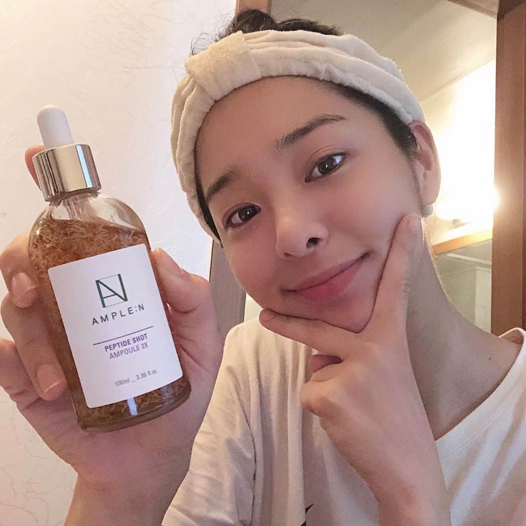 ソル・イナさんのインスタグラム写真 - (ソル・イナInstagram)「내가 제일 좋아하는 펩타이드샷 앰플.. ♡2X♡로 업그레이드 됐어용 진짜 좋아요😊  #광고#앰플엔#펩타이드샷앰플2X#amplen #코리아나화장품」8月30日 14時24分 - _seorina