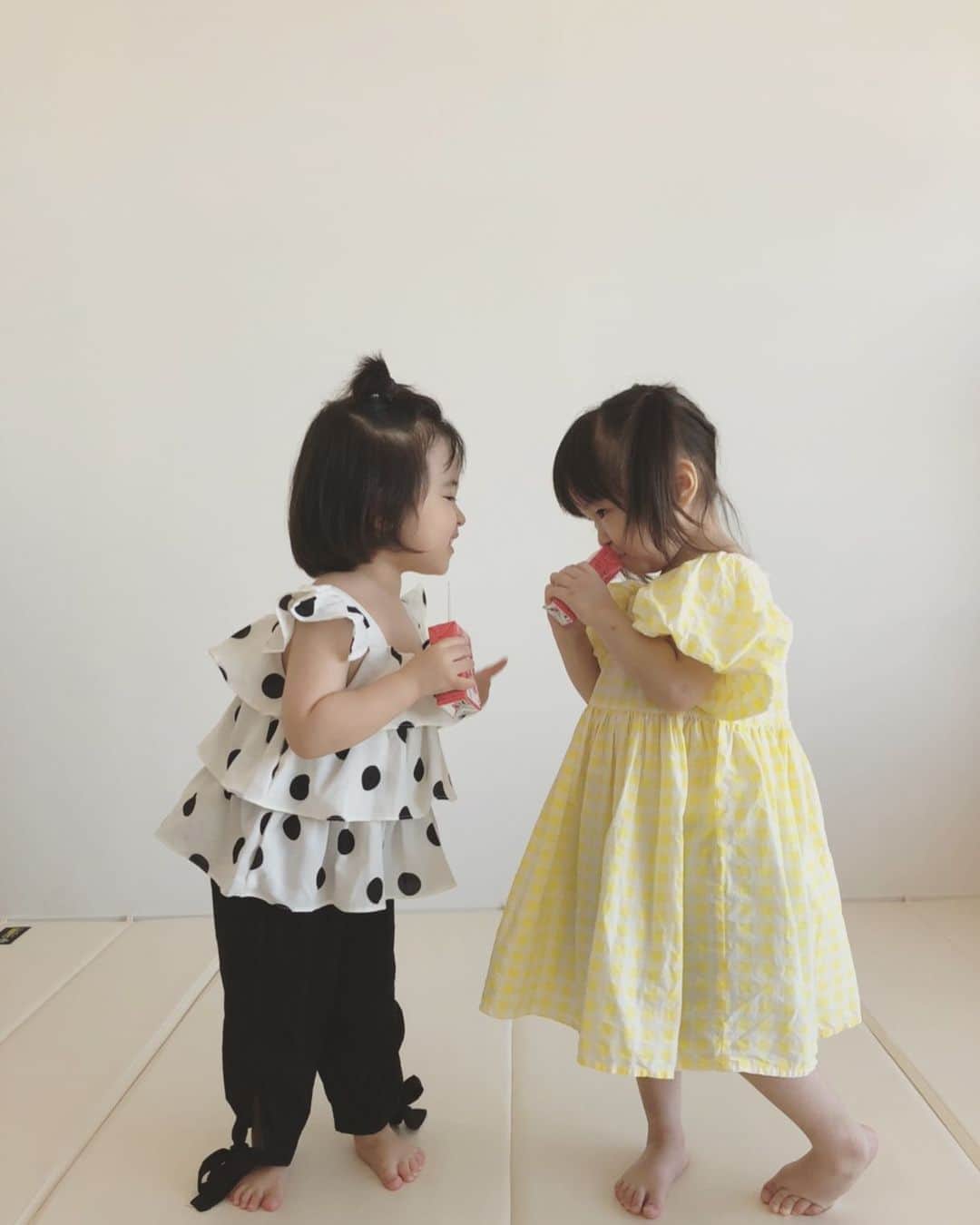 田中理恵さんのインスタグラム写真 - (田中理恵Instagram)「同じ歳で喧嘩もしますが仲良しです❤️ 娘と姪っ子ちゃん。  @sortie_ec」8月30日 14時42分 - riiiiiie611
