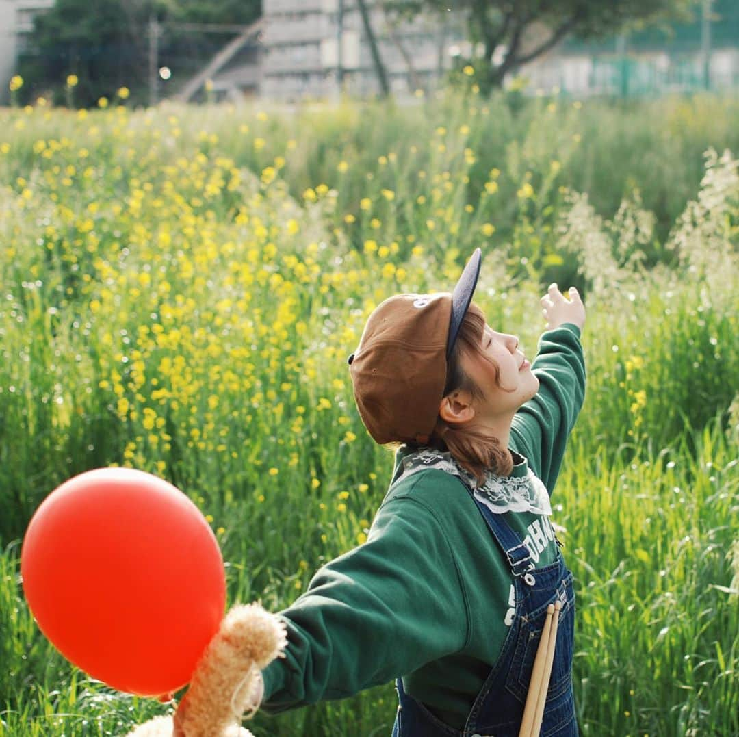 HONOKAのインスタグラム：「.〻  🌼🌼🌼」