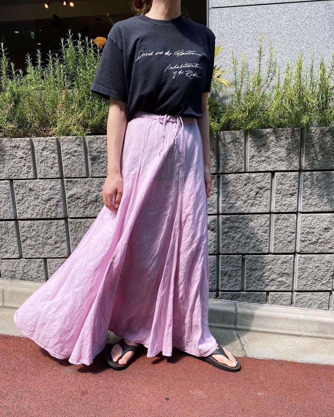 のインスタグラム：「. ８月ももう終わり👒 そろそろ秋服だな〜☺️🌿 . #mihoc_fashion #vintage #plage」