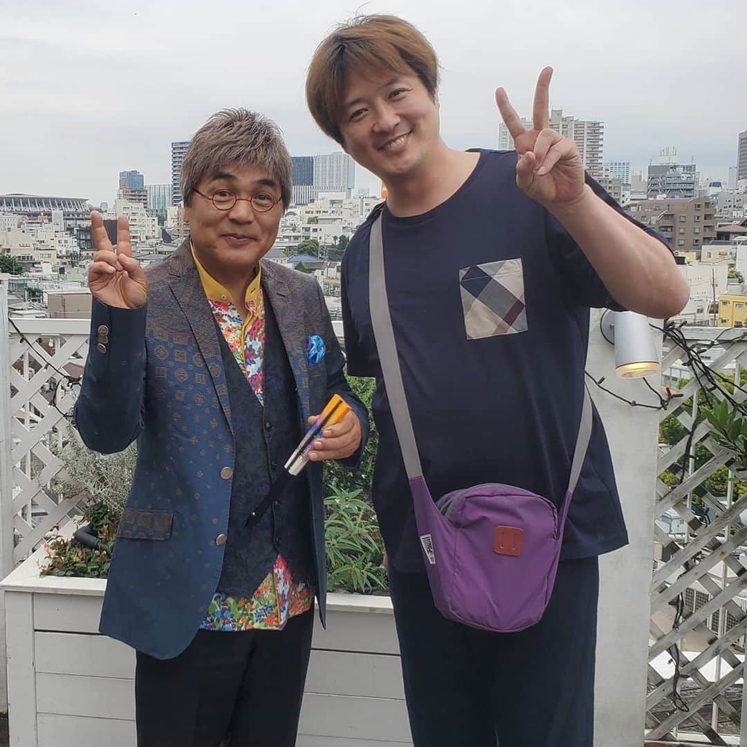 綾小路きみまろさんのインスタグラム写真 - (綾小路きみまろInstagram)「こんにちは。 綾小路きみまろです。  明日 8/31(月) よる9時～ #チャンネルNECO  第26回 #綾小路きみまろTV  #まろテレ 放送📺❇️です！  今回は、  ゲストに #純烈 リーダーの #酒井一圭 さん #カミナリ のお二人 #野呂佳代 さん にお越しいただき、 私、綾小路きみまろに関するクイズ😆 「綾小路きみまろクイズ」大会を開催します。  きみまろに一番詳しい方は…❔  ぜひぜひ、お楽しみに～！  #綾小路きみまろ」8月30日 15時53分 - ayanokojikimimaro_official