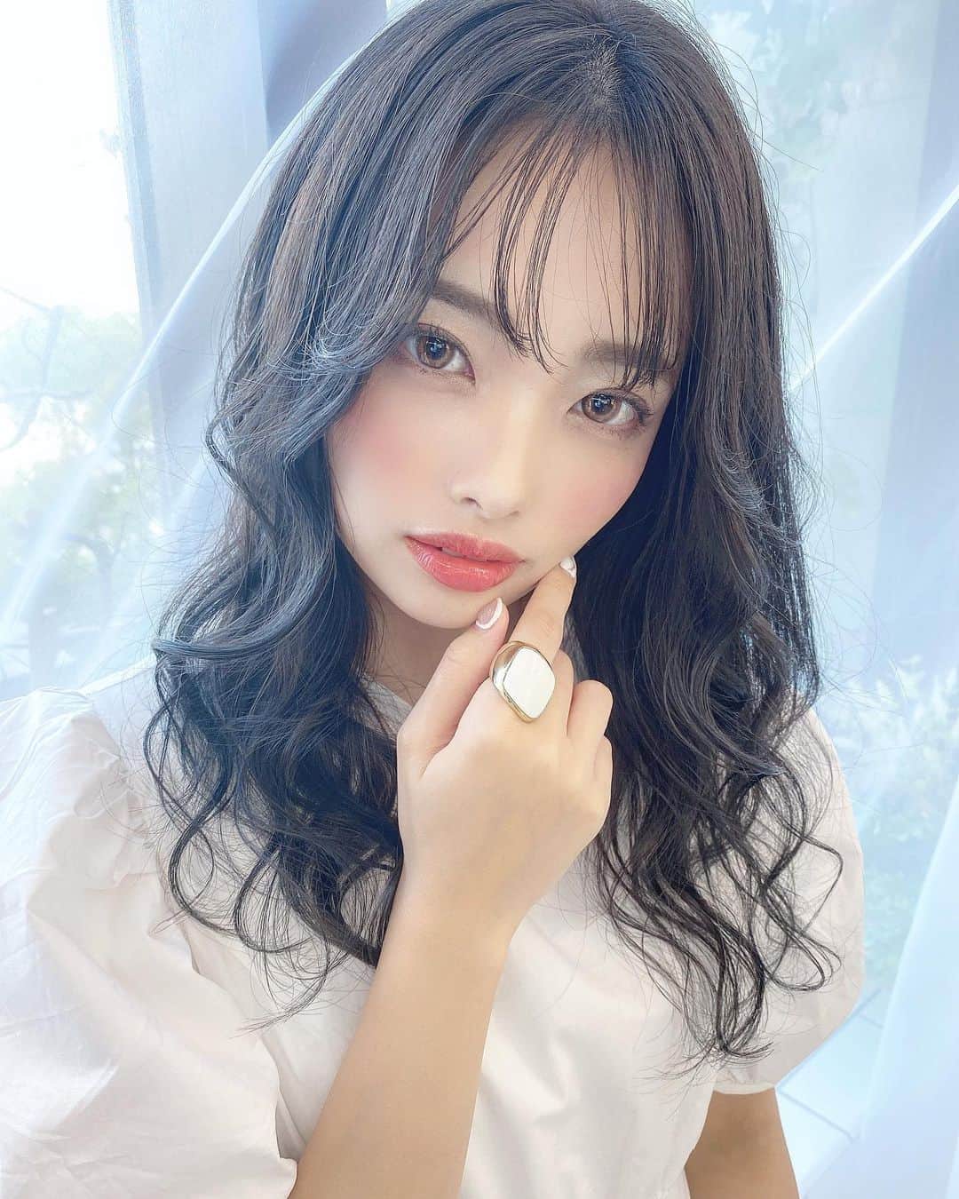 のインスタグラム：「﻿ ﻿ ﻿ このヘアカラー好き😊﻿ タピオカカラー✨﻿ ﻿ ﻿ ﻿ ﻿ ﻿ #カトリナ#です　👄💭﻿ #サロモ#静岡#おしゃれさんと繋がりたい#サロンモデル#ポージング#撮影データ#2way前髪#ヘアカラー#カラコン#ヘアスタイル#アレンジモデル募集#美容院#夏コーデ#撮影依頼募集#fashion#make#コスメ#152cmコーデ#低身長#イエベ#ミディアムヘア﻿」