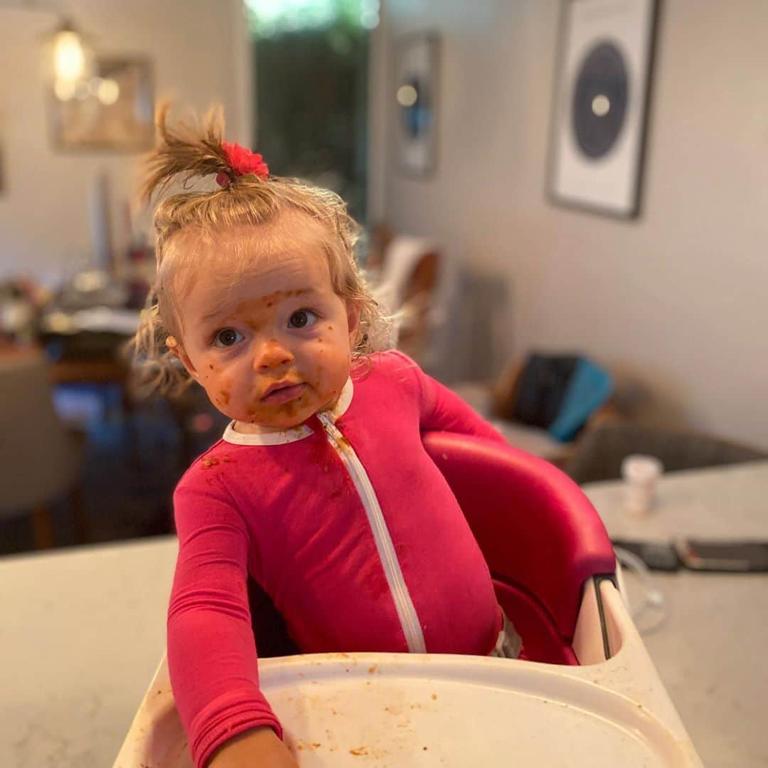 マイケル・グラント・テリーのインスタグラム：「This girl is my absolute sunshine. You wanna know what I want for my bday today? I want for her to be a bulldozer of change. I know she’s gonna be a strong woman based on all her influences @ladyjaneaway @um_annie_ways @julie.verdini @courtenaytaylorla @stacyreedpayton @traciethoms @sorasmom @narsisattar ... and #1 @utah_gimmetwo」