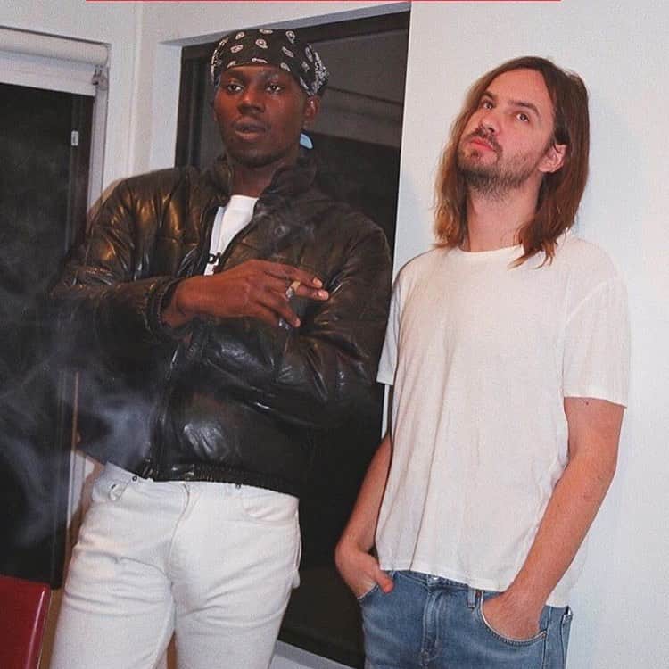 セオフィラス・ロンドンのインスタグラム：「Happy bday MJ. We are your sons .」