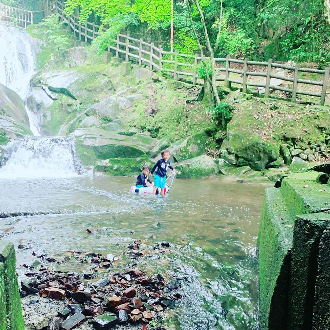 のインスタグラム：「#滝#府中#夏 #海 #hashreco #japan #instagood #love #夏休み #水着 #fashion #girl #beach #me #sea #ビキニ #travel #trip #写真 #follow #beautiful #look #ladies #smile #bikini #shopping #cachettebyamelie #onlineshop #cachetteistanbulは」