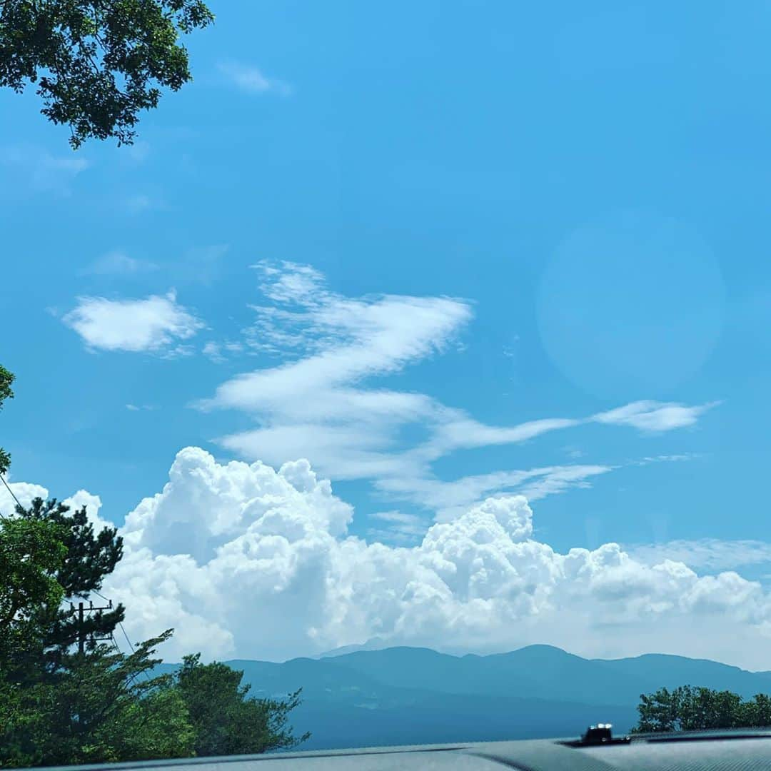 Niinaさんのインスタグラム写真 - (NiinaInstagram)「we love you🗻🙏✨」8月30日 17時26分 - niina__official