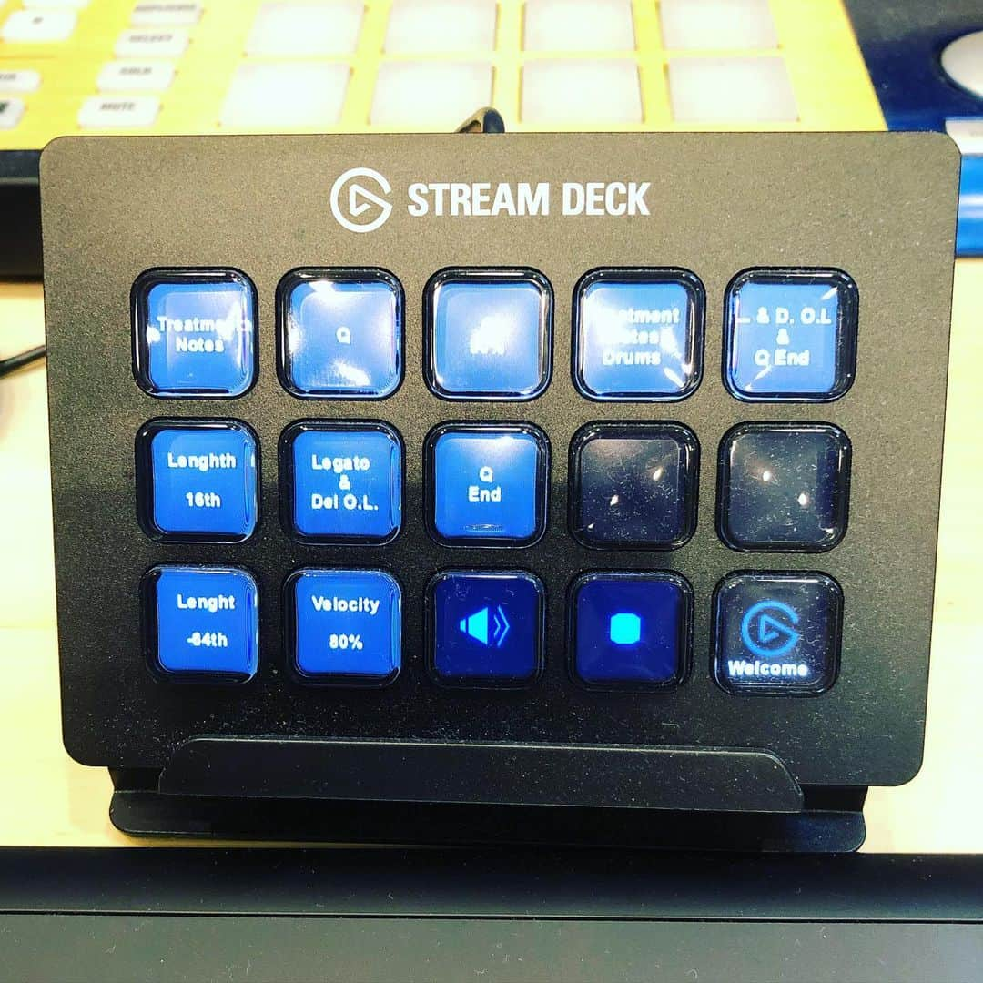 上杉洋史さんのインスタグラム写真 - (上杉洋史Instagram)「Steam Deck with Studio One #streamdeck #studioone #macro #mystudio」8月30日 17時34分 - uesugihiroshi