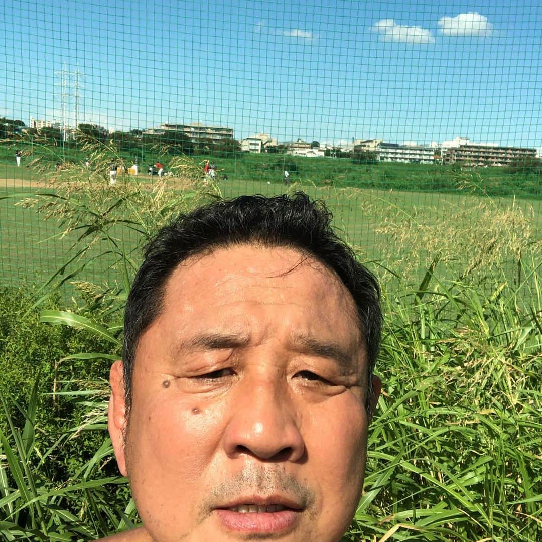 永田裕志さんのインスタグラム写真 - (永田裕志Instagram)「最近オフの時は多摩川ウォーキングにハマっております。 日焼けが出来て、有酸素運動が出来て、嫌なことを忘れて良い景色が沢山見れるので時間を忘れて本日も1時間24分以上歩いてしまいました。 #永田裕志  #多摩川河川敷  #新日本プロレス」8月30日 17時47分 - yuji_nagata