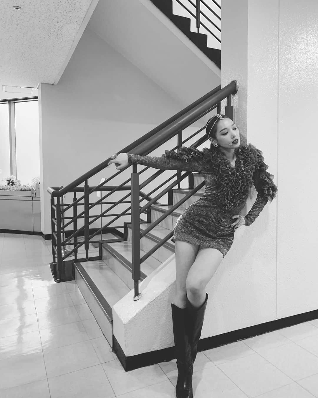 ソミンさんのインスタグラム写真 - (ソミンInstagram)「인기가요✨🖤」8月30日 18時09分 - somin_jeon0822